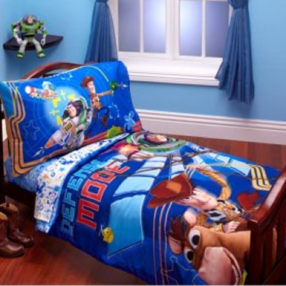 Disney Toy Story Defense Mode 4pc Toddler Bed Set